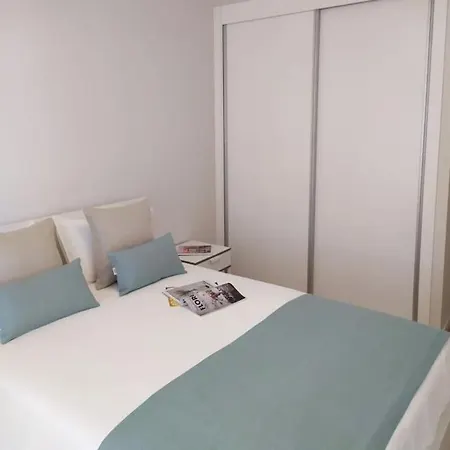 0143 Nuevo Y Centrico Lägenhet